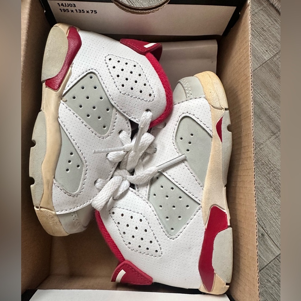 Infant shoes -Jordan 6 Retro BT Sneakers